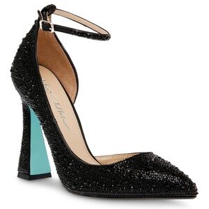 BRAND NEW Betsey Johnson Women’s Ramsy Pump